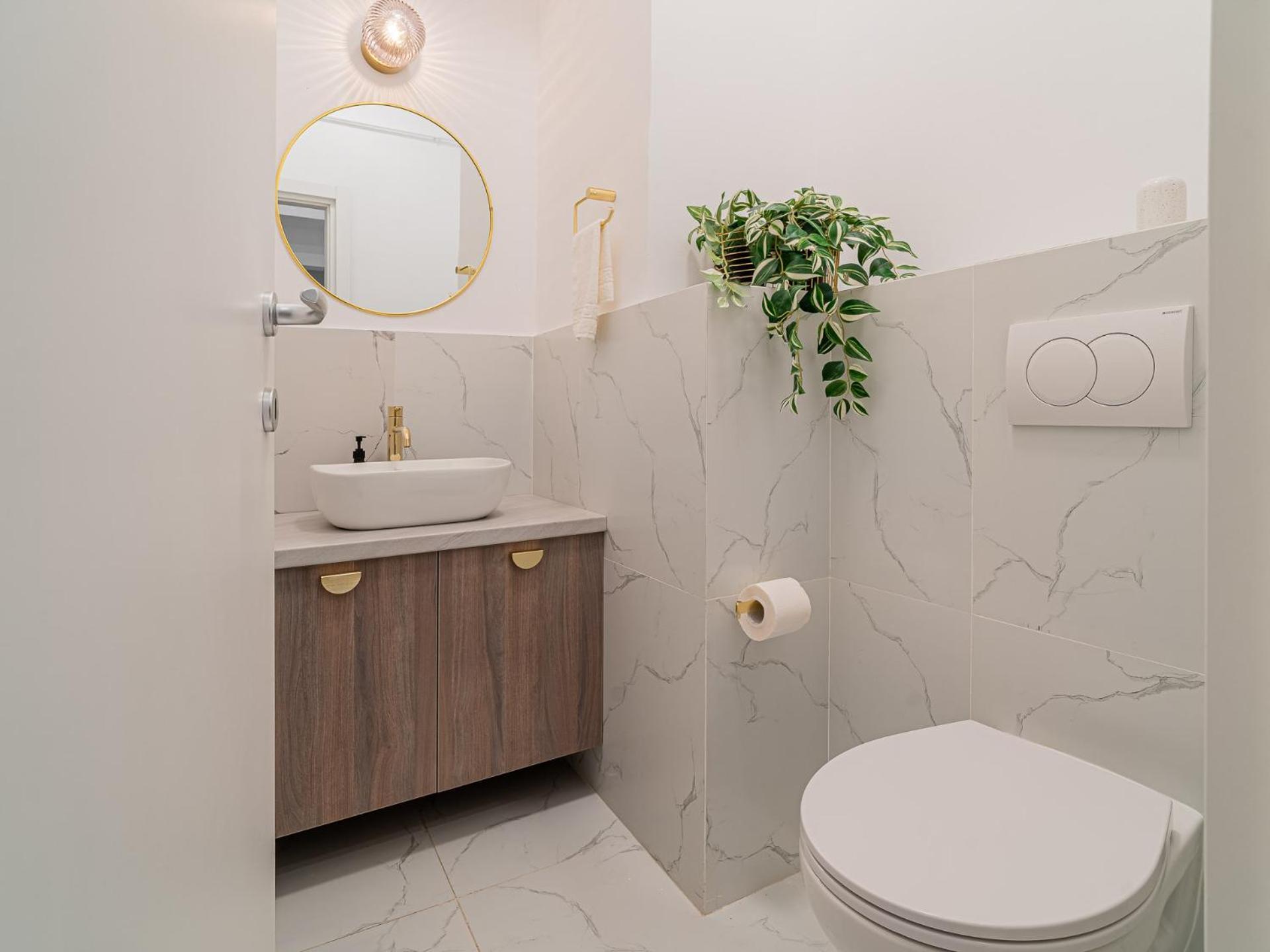 Loggia & Luxe 5Br Penthouse In Universitatii Area Бухарест Экстерьер фото
